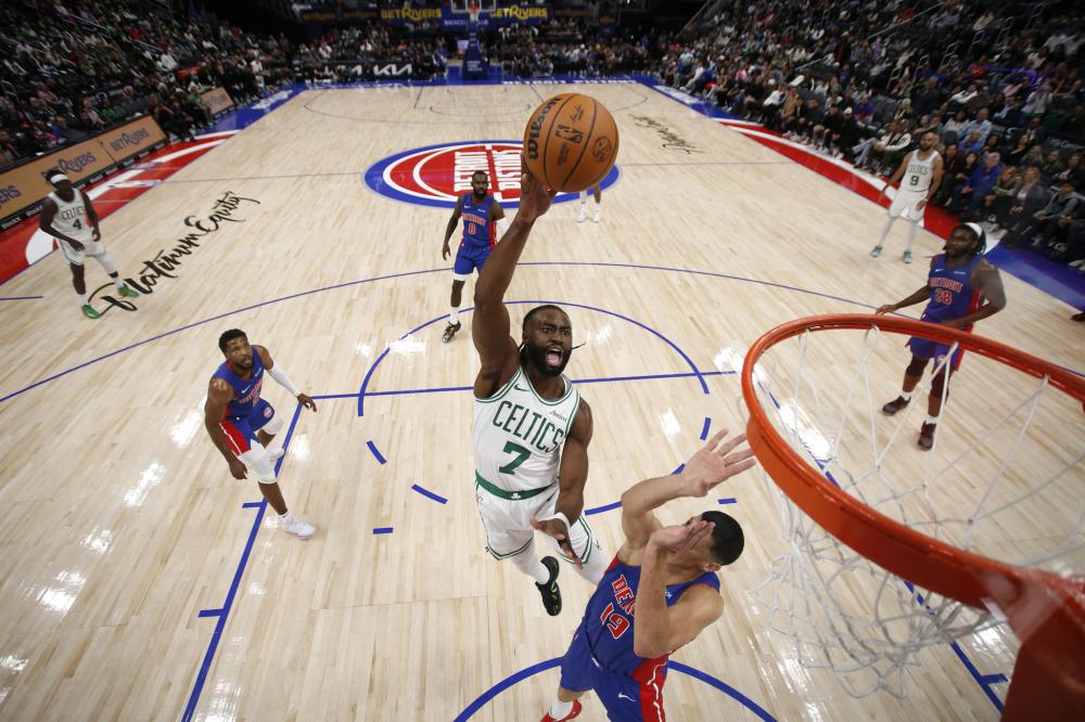 赛事中表现 赛事中表现